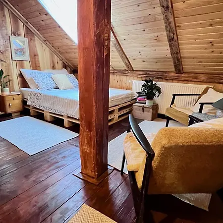 Ranch Nana's House *